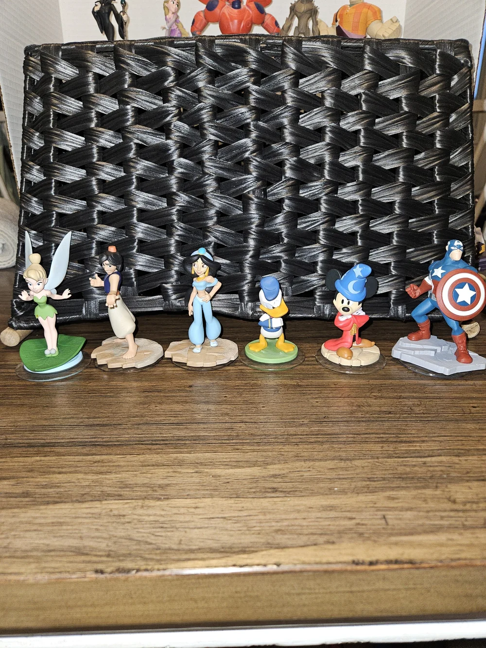 16 Disney Infinity Mixed Character Kids Toy Figure Set - 2.0